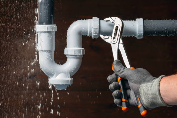 Professional Emergency Plumber technician working in Rufus, OR
